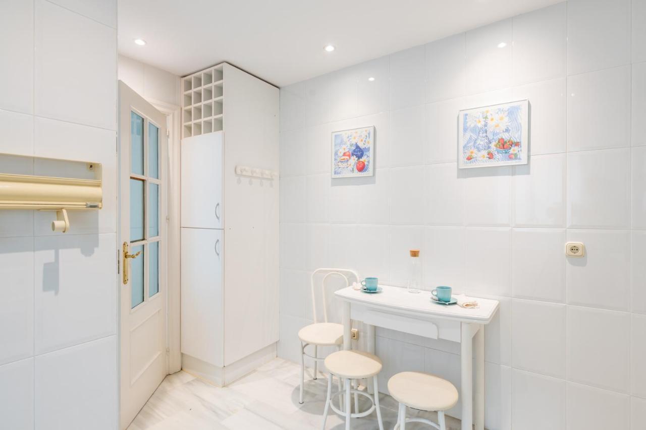 Apartamento Familiar Vistas Al Mar By Rent Me Естепона Екстериор снимка